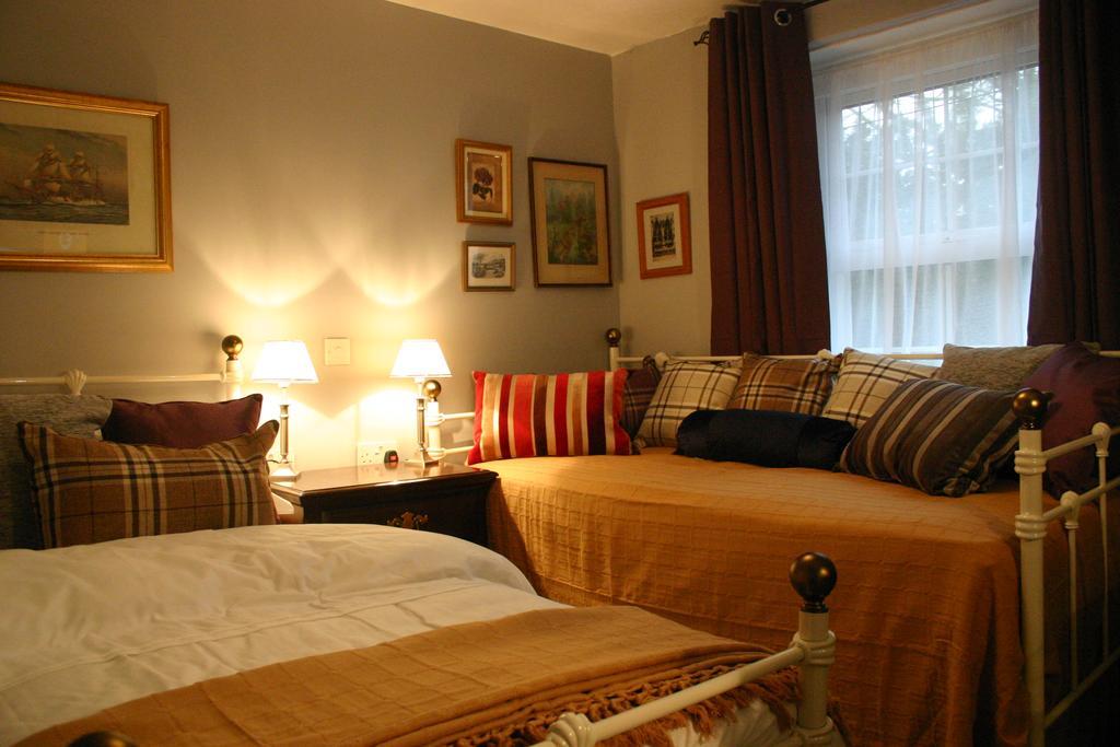 Horse & Groom B&B Уэстбери Экстерьер фото